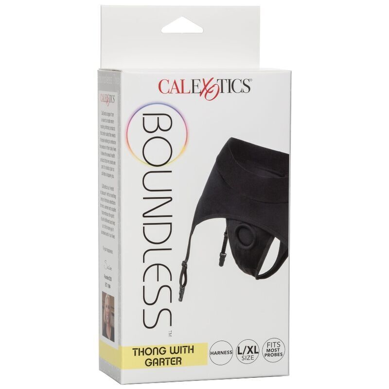 Calexotics-Boundless Harness Strap-on Tipo Stivaletto con Giarrettiera · Strap-on & Imbracature (immagine 7)