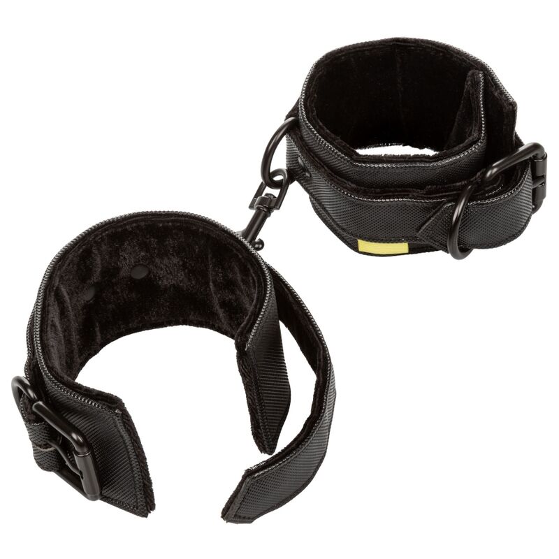 Calexotics-Manette Boundless per Polsini-Pelle Ecologica · Bondage & Manette (immagine 2)