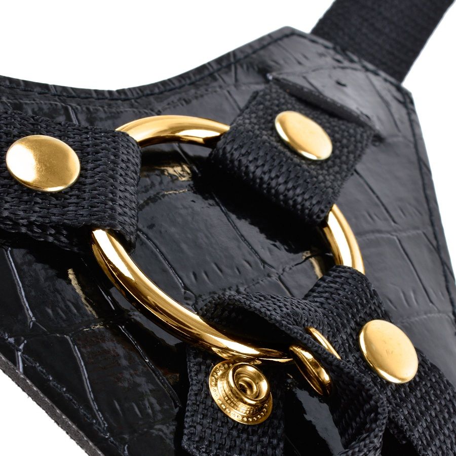Fetish Fantasy Gold-Designer Strap-on-Ventosa 2 Fetish Fantasy Gold-Designer Strap-on-Ventosa — PIPEDREAMS · Strap-on & Imbracature (imaginea 2)