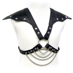 Leather Body-Imbracatura in pelle con elementi metallici e spalle · Accessori BDSM