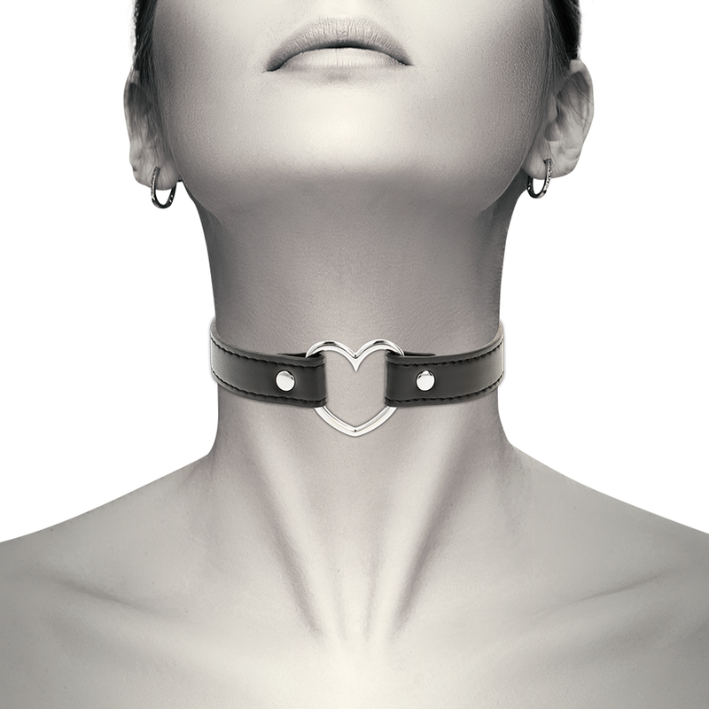 Coquette Accessories-Collana Cuore in Pelle Vegana, Accessori — COQUETTE CHIC DESIRE · Bondage & Manette (imaginea 6)