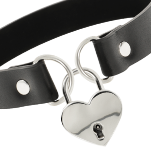 Coquette Accessories-Collana in Pelle Vegana con Accessorio Cuore — COQUETTE CHIC DESIRE · Bondage & Manette (imaginea 3)
