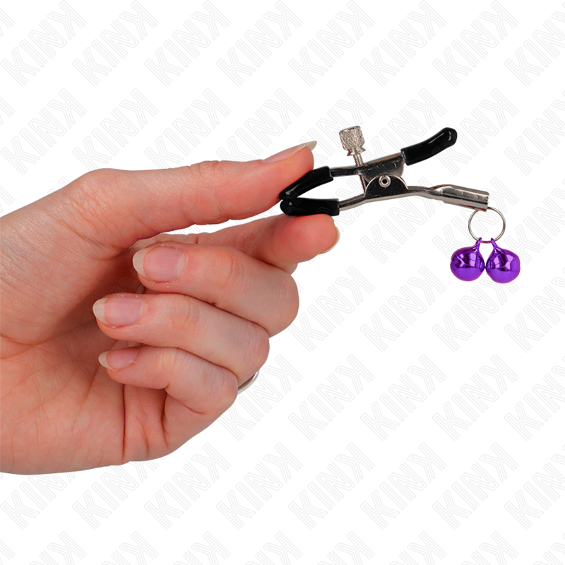 Kink Nipple Grip-Pinza per capezzoli a due campane Viola, 6 cm 4 Kink Nipple Grip-Pinza per capezzoli a due campane Viola, 6 cm · Accessori BDSM (imaginea 4)
