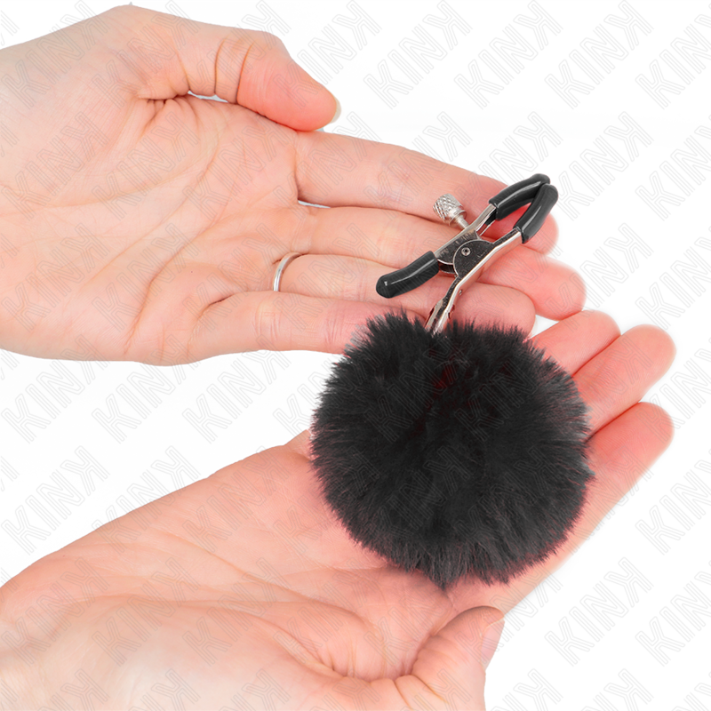 Kink Nipple Grip-Morsetto per capezzoli a sfera di pelliccia 2 Kink Nipple Grip-Morsetto per capezzoli a sfera di pelliccia · Accessori BDSM (immagine 2)