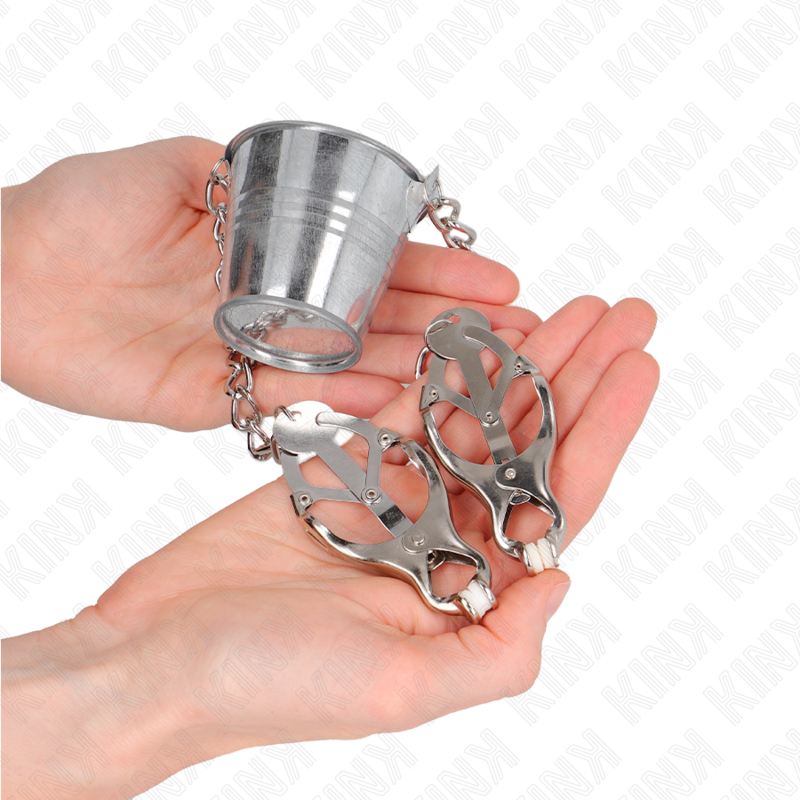 Kink Nipple Grip-Morsetti per capezzoli con coppa, Argento-Silicone 2 Kink Nipple Grip-Morsetti per capezzoli con coppa, Argento-Silicone · Accessori BDSM (imaginea 2)
