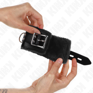 Kink Wrist Restraint-Polsini per polsini imbottiti 7 Kink Wrist Restraint-Polsini per polsini imbottiti · Bondage & Manette (imaginea 3)