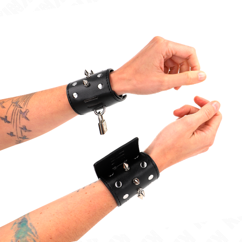 Kink Wrist Restraint-Punk Cuffie per Polsini con Ragazze 25
