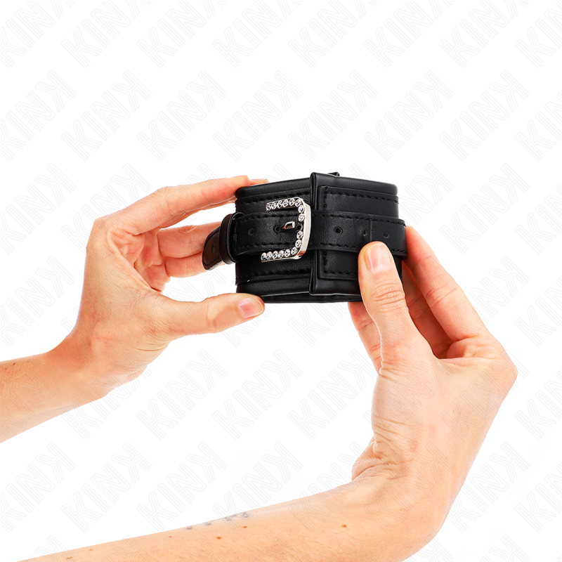 Kink Wrist Restraint-Manette a polso con fibbia 4 Kink Wrist Restraint-Manette a polso con fibbia · Bondage & Manette (imaginea 4)