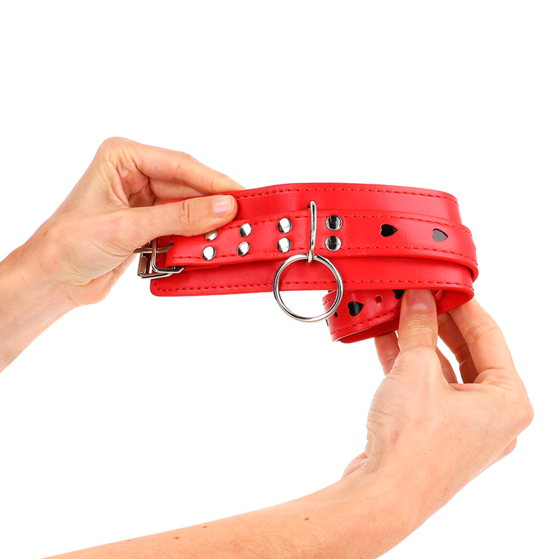 Kink Wrist Restraint-Manette per Polsini Rossi con Inlay 2 Kink Wrist Restraint-Manette per Polsini Rossi con Inlay · Bondage & Manette (imaginea 2)