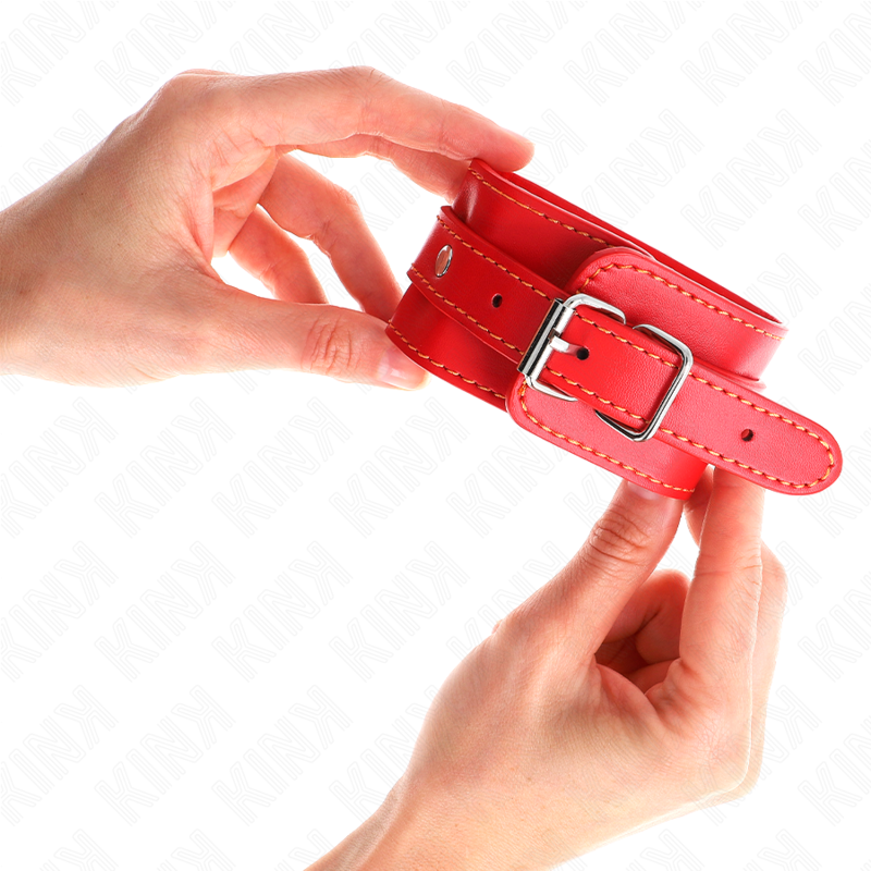 Kink Wrist Restraint-Polsini sottili per polsini rossi 3 Kink Wrist Restraint-Polsini sottili per polsini rossi · Bondage & Manette (imaginea 3)