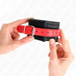 Kink Wrist Restraint-Polsini per polsini neri con cinturino 8 Kink Wrist Restraint-Polsini per polsini neri con cinturino · Bondage & Manette (imaginea 4)