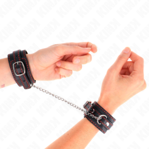 Kink Wrist Restraint-Polsini per polsini piccoli neri 5 Kink Wrist Restraint-Polsini per polsini piccoli neri · Bondage & Manette