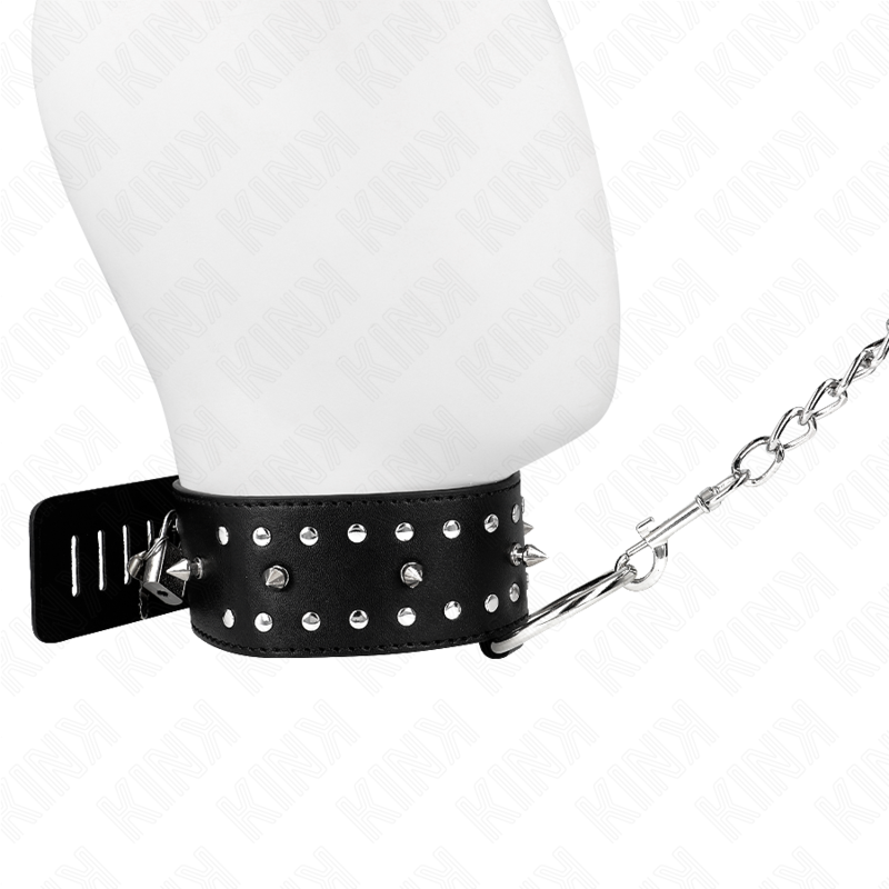 Kink Collar & Gag-Collana con guinzaglio 65 cm con bersagli in argento Modello 1 3 Kink Collar & Gag-Collana con guinzaglio 65 cm con bersagli in argento Modello 1 · Bondage & Manette (imaginea 3)