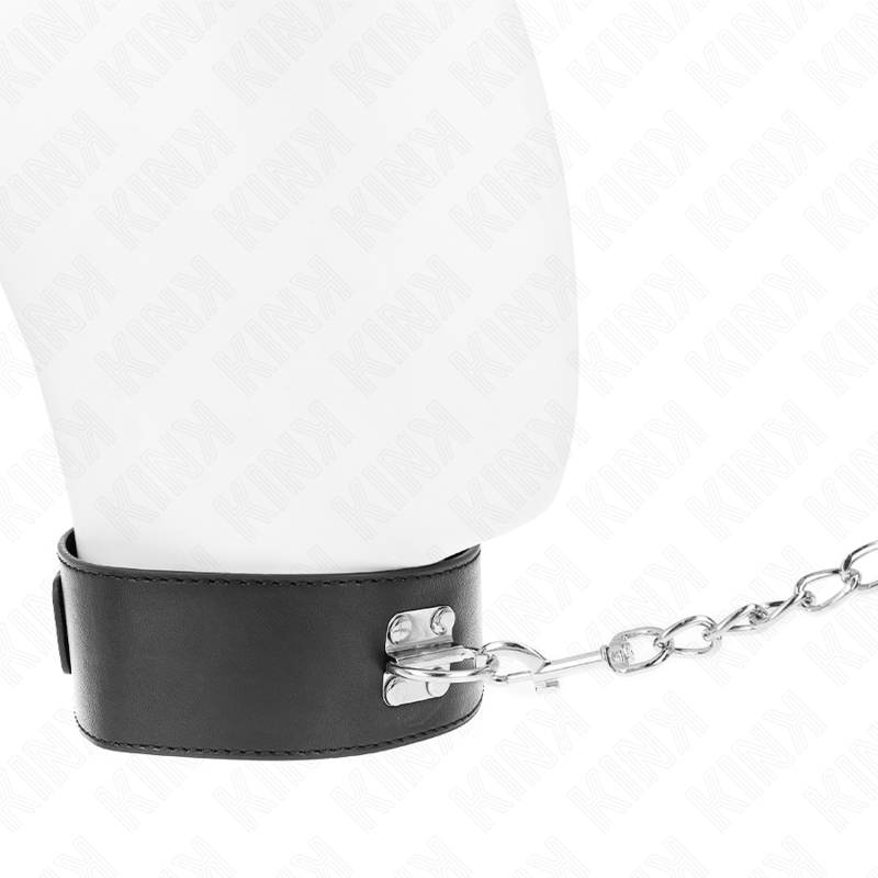 Kink Collar & Gag-Collana Basic con guinzaglio 65 cm Modello 0-Metal 2 Kink Collar & Gag-Collana Basic con guinzaglio 65 cm Modello 0-Metal · Bondage & Manette (imaginea 2)