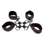 Calexotics-Scandal Set Manette Hog Tie Broccato Rosso-nero · Bondage & Manette