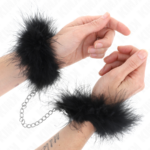 Kink Wrist Restraint-Mini Manșete cu Pene pentru Mâini-Metal · Accesorii BDSM