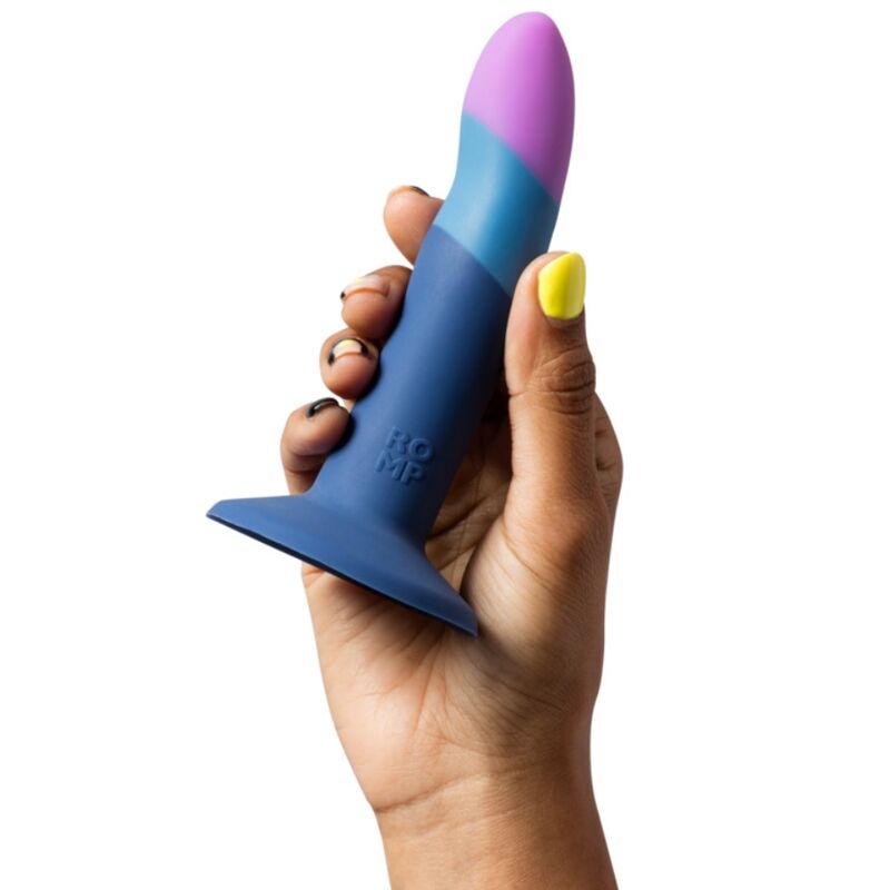 Romp-Piccolo Dildo in Silicone con Ventosa Tricolore 14 cm-Ventosa 5 Romp-Piccolo Dildo in Silicone con Ventosa Tricolore 14 cm-Ventosa · Dildo & Stimolatori (imaginea 5)